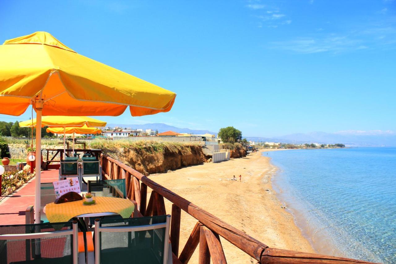 Alkionis Beach Hotel Apartments Sfáka Exteriör bild