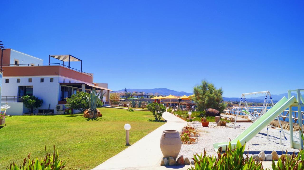 Alkionis Beach Hotel Apartments Sfáka Exteriör bild