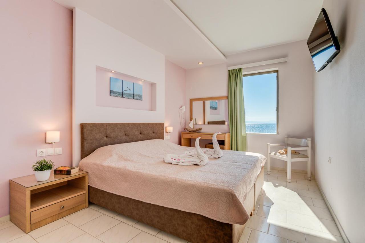 Alkionis Beach Hotel Apartments Sfáka Exteriör bild