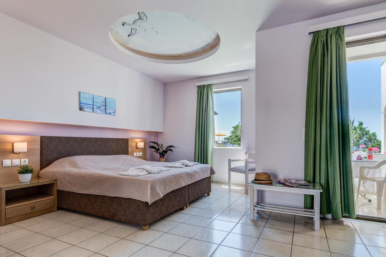 Alkionis Beach Hotel Apartments Sfáka Exteriör bild