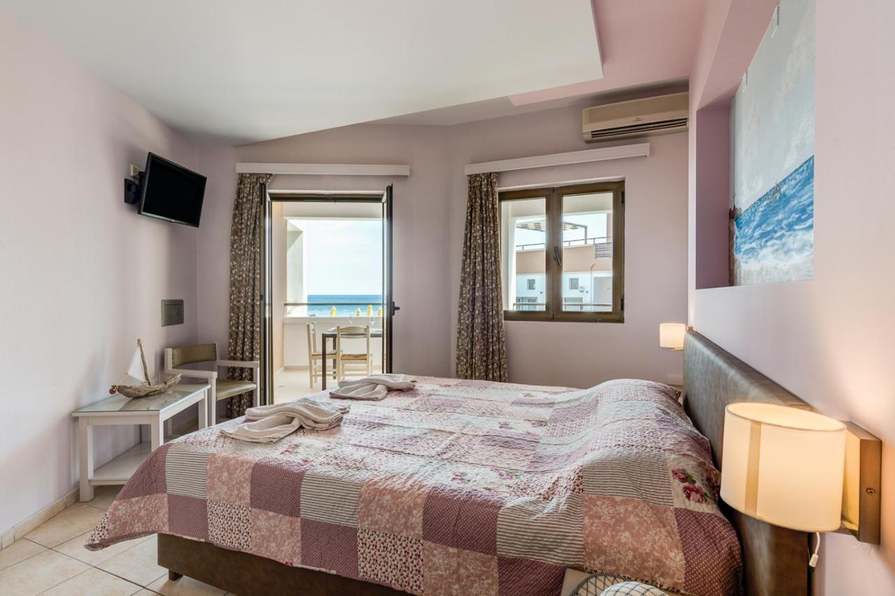 Alkionis Beach Hotel Apartments Sfáka Exteriör bild